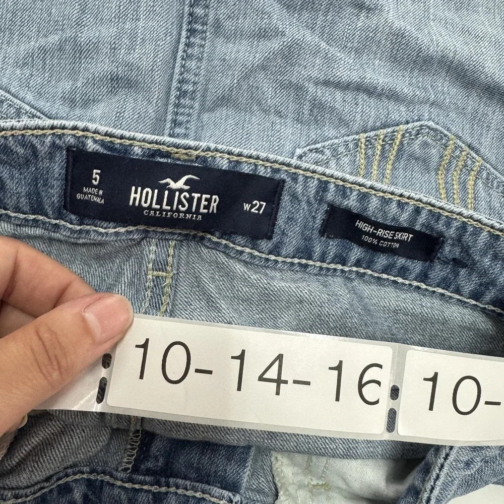 Hollister Denim Skirt Womens Size 5‎ W27 Blue Distressed Raw Hem Mini Y2K